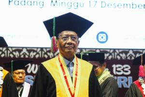 Mahfud MD: Mahasiswa yang Baru Memasuki Dunia Kerja, Hati-Hati Melangkah