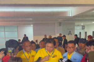 Ketum Airlangga Sebut Capres Unggul Diserang di Debat Hal Biasa