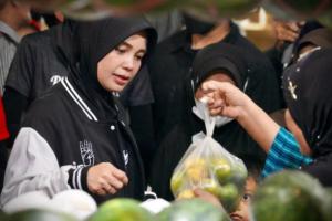Kunjungi Pasar Besar Madiun, Atikoh Terima Keluhan Naiknya Harga Kebutuhan Pokok
