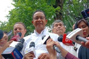 Ini Alasan Anies Sering Gunakan Kemeja Berwarna Putih