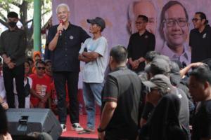 Cerita Ganjar tentang “Hetero Space” Bersama Buruh dan Pelaku UMKM