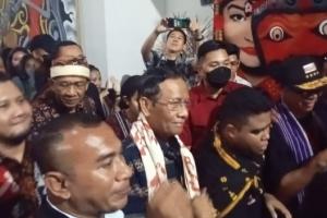 Mahfud MD Hadiri Dialog Diaspora dan Deklarasi Dukungan Warga NTT Di Rumah Aspirasi