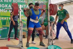 Angkat Besi Jatim Asah Mental Atlet