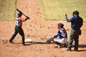 Sapu Bersih, Softball Lampung Masuk Zona Medali
