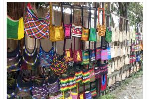 UMKM Soevenir Banjiri Arena Venue PON di Mimika