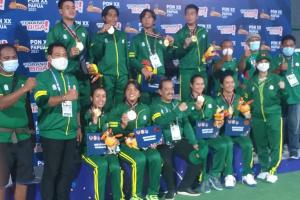 Tenis Jatim Kawinkan Medali Emas Beregu Putra-Putri