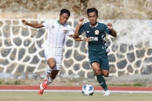 Sepakbola Jatim Sapu Bersih Babak Penyisihan