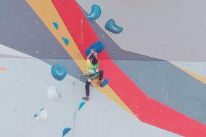 Panjat Tebing Jatim Putri Tambah Medali Emas-Perak