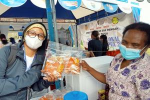Ikan Asin Lohan Lezat di PON Papua