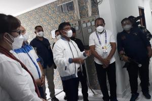 Johni Plate Janjikan 1 M untuk Kontingen PON NTT