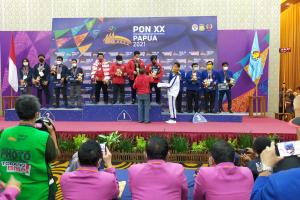 Tim beregu DKI Boyong Emas Perdana Catur