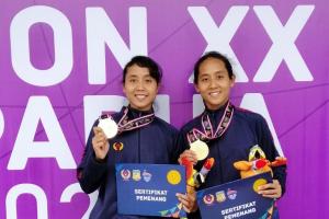 Atlet Kembar Sumbang Emas untuk Jabar