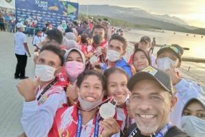 Dayung Perahu Naga Sultra Raih Medali Perak