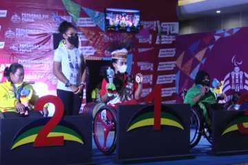 Eneng Parida Hadiahkan Satu Emas untuk Jawa Barat