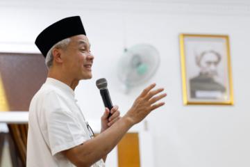 Ganjar Komitmen Akan Jalankan UU Pesantren Watucongol