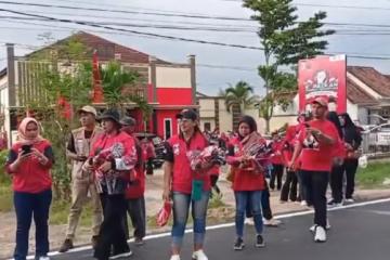 Caleg di Lampung Sosialisasikan dan Bagikan Apk Capres Ganjar-Mahfud