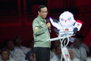 Bantah Gibran, Mahfud MD Tegaskan Tak Mudah Cabut IUP: Banyak Mafianya!