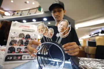 Official Merchandise Ganjar-Mahfud Resmi Diluncurkan, Ganjar: 100 Persen Produk UMKM