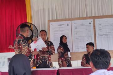 Paslon Prabowo-Gibran Ungguli Perolehan Suara di TPS 033 Bojong Koneng