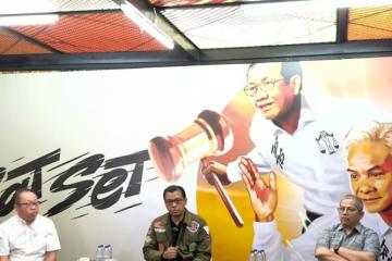 Bentuk Spontanitas, TPN Ganjar-Mahfud Sebut Alasan Salam 3 Jari di debat Kemarin