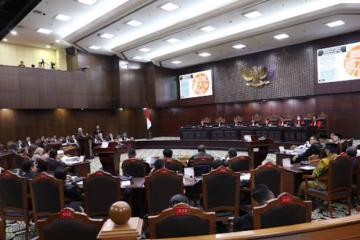 MK Kirim Surat Pemanggilan Kepada 4 Menteri Kabinet Jokowi Untuk Beri Keterangan Dalam Sidang Sengketa Pemilu