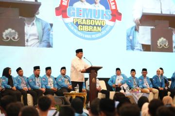 Didepan Pendukung Generasi Muda Islam, Prabowo Berpantun 'Kalau Ada yang Memfitnah, Menjelekkan, Kita Doakan Saja'