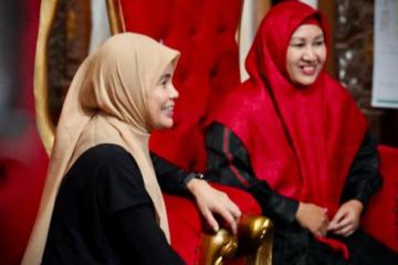 Sambangi Ponpes Roudlotus Saidiyyah di Sukorejo, Siti Atikoh: Nyai Um Faizah Sahabat Lama Saya