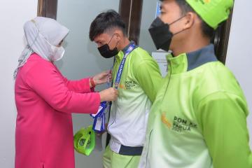 Berangkat ke Papua, Tim Futsal Riau Dituntut Medali