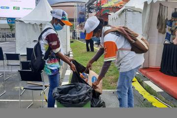 Relawan PON XX Papua, Begini Kegiatan Mereka