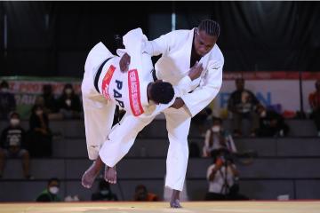 Papua Sandingkan Emas Nomor Judo Kata Berpasangan