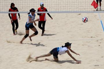 Babak Penyisihan, Voli Pasir Putri Jateng-DIY Menang