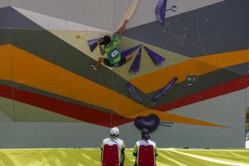 Jatim Terus Dulang Emas Panjat Tebing