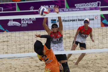 Dua Tim Voli Pasir DIY Lolos Semifinal