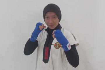 Nurhayati Perjuangkan Emas Demi Umroh Sang Ibu