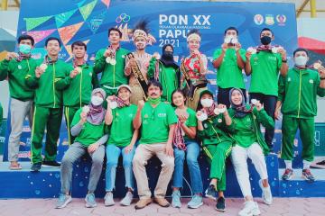 Jawa Timur Juara Umum Cabor Panjat Tebing