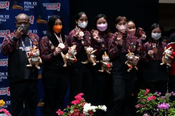 Sejarah, Bulutangkis Putri Papua Raih Medali Perunggu 