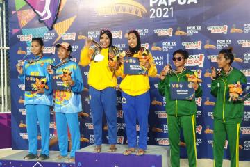 NTB Tambah Emas Melalui Voli Pasir Putri