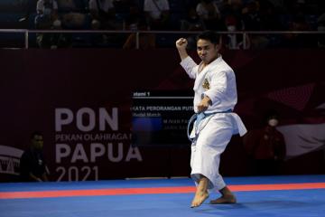 Jabar Pertahankan Tradisi Emas Karate Kata Putra