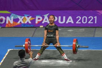 Susi Susanti Pecahkan Rekor Asia 'Dead Lift'