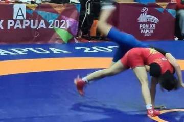 Gulat PON,  Perebutan Tiga Emas kelas Atas  Gaya Bebas