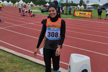 Raih Emas, Agustina Akui untuk Kado Pernikahan