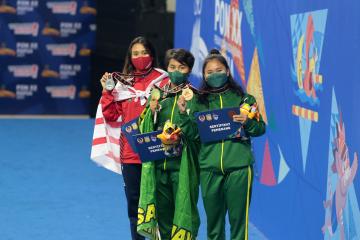 Siswi SMP Boyong Tiga Emas Bagi Jatim