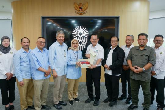 Otorita IKN dan Sarawak Bahas Kerja Sama Transportasi hingga Budaya