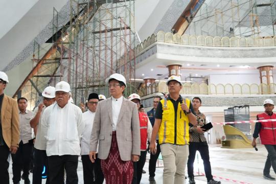 Menag Tinjau Rumah Ibadah IKN, Masjid Negara Hampir Rampung dan Jadi Simbol Kerukunan